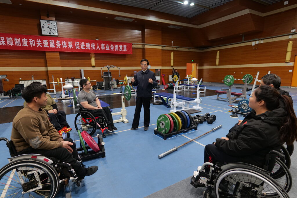 中国残联主席程凯新春看望慰问体管中心在训运动员教练员和中心职工
